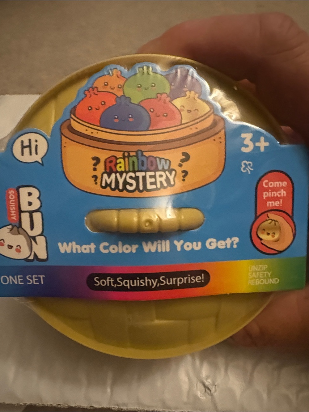 Rainbow squishy bun and suprise keys chain set new edition.